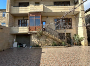 Satılır 8 otaqlı 300 m2 həyət evi Biləcəri