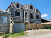 Satılır 10 otaqlı 420 m2 həyət evi Quba