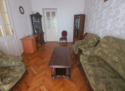 İcarəyə verilir 2 otaqlı 70 m2 köhnə tikili Sahil m.