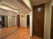 İcarəyə verilir 3 otaqlı 100 m2 köhnə tikili Rəsulzadə