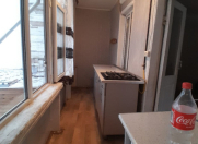 Satılır 1 otaqlı 25 m2 köhnə tikili ISR Plaza