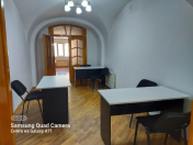 İcarəyə verilir 2 otaqlı 65 m2 ofis İçəri Şəhər m.