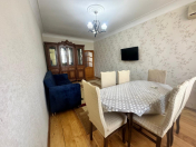 İcarəyə verilir 3 otaqlı 75 m2 köhnə tikili Xətai r.