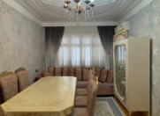 Satılır 3 otaqlı 80 m2 köhnə tikili Əhmədli m.