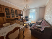 İcarəyə verilir 3 otaqlı 80 m2 köhnə tikili Elmlər Akademiyası m.