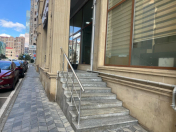 İcarəyə verilir 4 otaqlı 246 m2 obyekt Şah İsmayıl Xətai m.