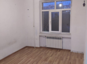 Satılır 2 otaqlı 60 m2 köhnə tikili Xalqlar Dostluğu m.