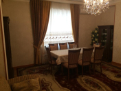 Satılır 3 otaqlı 130 m2 yeni tikili Hüseyn Cavid parkı