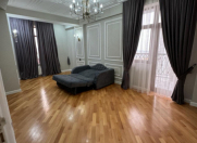 Satılır 3 otaqlı 131 m2 yeni tikili Yeni Yasamal