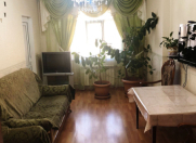 Satılır 5 otaqlı 130 m2 köhnə tikili Həzi Aslanov m.