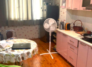 Satılır 2 otaqlı 70 m2 köhnə tikili Nəriman Nərimanov m.