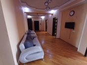 Satılır 3 otaqlı 135 m2 yeni tikili 1 mkr