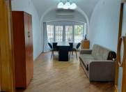 İcarəyə verilir 2 otaqlı 65 m2 obyekt Axundov bağı