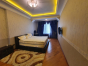 İcarəyə verilir 2 otaqlı 122 m2 yeni tikili Heydər Əliyev sarayı