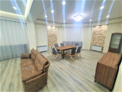 İcarəyə verilir 3 otaqlı 140 m2 yeni tikili Ağ şəhər