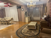 Satılır 5 otaqlı 220 m2 yeni tikili Nəriman Nərimanov m.