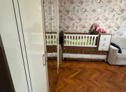 Satılır 1 otaqlı 30 m2 köhnə tikili İnşaatçılar m.