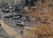 Satılır 2 otaqlı 65 m2 köhnə tikili Memar Əcəmi m.