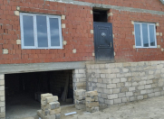 Satılır 4 otaqlı 130 m2 həyət evi Saray