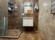 Satılır 3 otaqlı 108 m2 yeni tikili Azadlıq prospekti m.