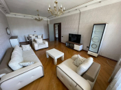 İcarəyə verilir 2 otaqlı 120 m2 yeni tikili 28 May m.