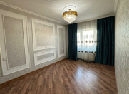 Satılır 3 otaqlı 90 m2 köhnə tikili Memar Əcəmi m.