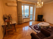 Satılır 3 otaqlı 65 m2 köhnə tikili Nəsimi r.