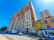 Satılır 2 otaqlı 62 m2 yeni tikili Qara Qarayev m.