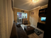 Satılır 2 otaqlı 40 m2 köhnə tikili Elmlər Akademiyası m.