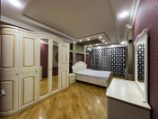 Satılır 3 otaqlı 150 m2 yeni tikili Montin