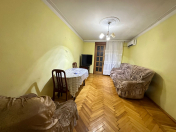 Satılır 2 otaqlı 52 m2 köhnə tikili Nəsimi bazarı