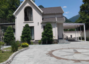 İcarəyə verilir 3 otaqlı 90 m2 həyət evi Qax