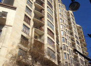 Satılır 3 otaqlı 115 m2 yeni tikili Səbail r.