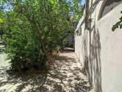 Satılır 40 otaqlı 2000 m2 obyekt 7 mkr