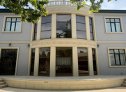 İcarəyə verilir 7 otaqlı 400 m2 həyət evi Şüvəlan