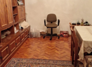 Satılır 3 otaqlı 70 m2 köhnə tikili Elmlər Akademiyası m.