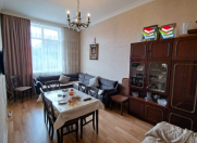 Satılır 3 otaqlı 85 m2 köhnə tikili Nəsimi r.