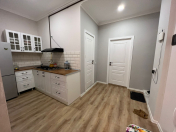 Satılır 2 otaqlı 40 m2 köhnə tikili Sahil m.