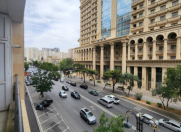 İcarəyə verilir 3 otaqlı 125 m2 yeni tikili Elmlər Akademiyası m.