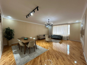 İcarəyə verilir 4 otaqlı 206 m2 yeni tikili Elmlər Akademiyası m.