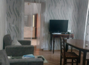 İcarəyə verilir 2 otaqlı 50 m2 köhnə tikili 28 May m.
