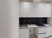 Satılır 2 otaqlı 60 m2 yeni tikili İnşaatçılar m.