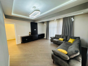 Satılır 3 otaqlı 145 m2 yeni tikili 28 May m.