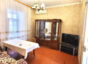 İcarəyə verilir 3 otaqlı 70 m2 köhnə tikili 28 May m.