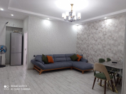 Satılır 3 otaqlı 90 m2 yeni tikili İnşaatçılar m.