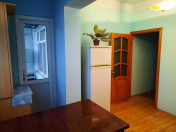 Satılır 2 otaqlı 60 m2 köhnə tikili 8 mkr