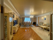 Satılır 4 otaqlı 180 m2 yeni tikili 28 May m.