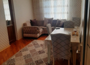 Satılır 3 otaqlı 60 m2 köhnə tikili Xalqlar Dostluğu m.