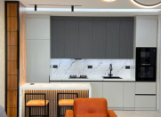 Satılır 3 otaqlı 103 m2 yeni tikili Elmlər Akademiyası m.