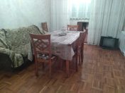 Satılır 2 otaqlı 55 m2 köhnə tikili 3 mkr